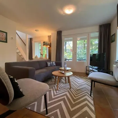 Holiday home Adorable Two Bedroom C7 Next To Hotel.