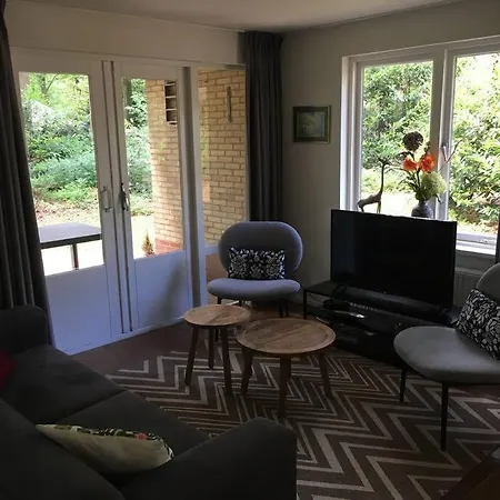 Adorable Two Bedroom C7 Next To Hotel. Holiday home Garderen