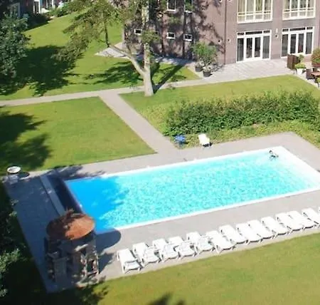 Adorable Two Bedroom C7 Next To Hotel. Casa vacanze